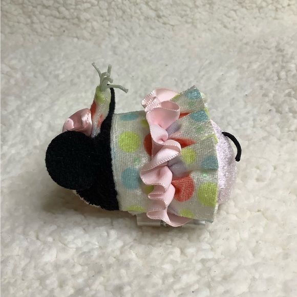 Disney Tsum Tsum Birthday Minnie Mouse Tiny Plush Stuffed Toy - Picture 5 of 7